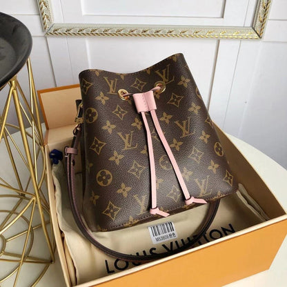 Fan Fashion Lu-Vi bags - 17767