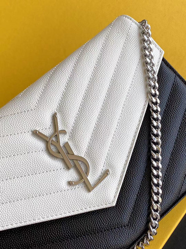 Amelia - YSL Bag - 3680