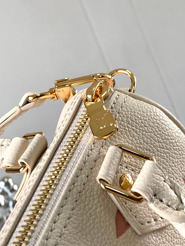 Amelia's Bag Gallery - LOV Bags - 1334