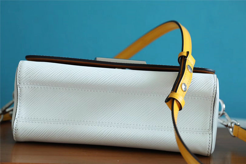 Fan Fashion Lu-Vi bags - 8459