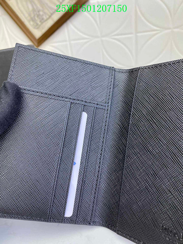 Amelia - PD Wallet - 074
