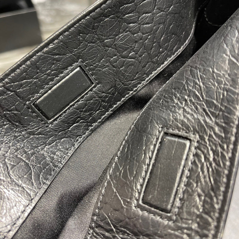 Amelia - YSL Bag - 3949