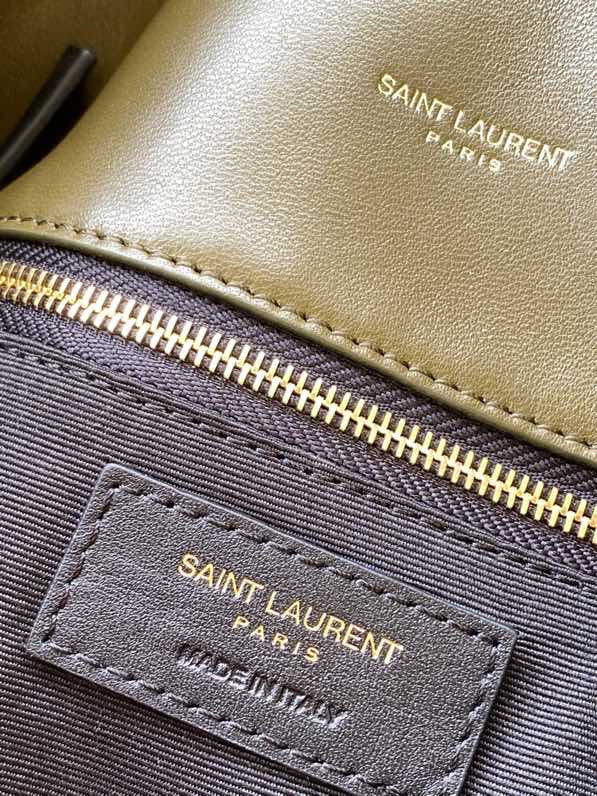 Amelia - YSL Bag - 3629