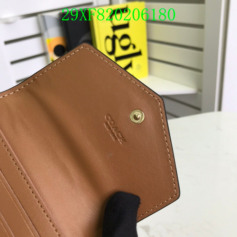 Amelia - CAH Wallet - 025