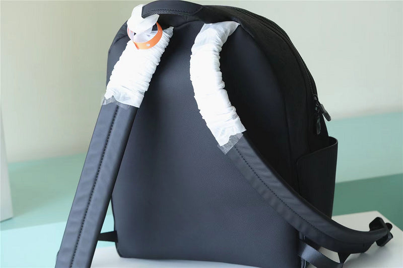 Fan Fashion Lu-Vi bags - 9565