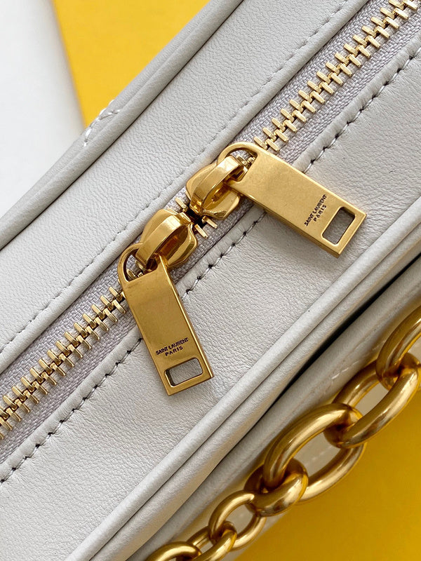 Amelia - YSL Bag - 4173