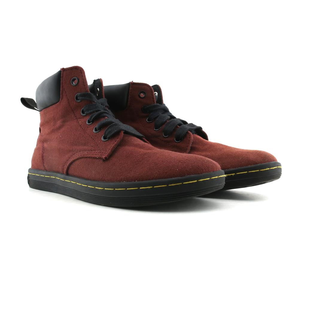 DR MARTENS  .