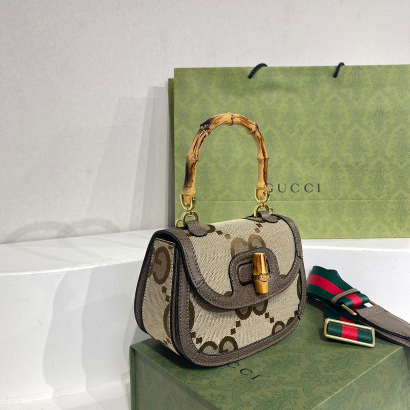 Amelia- GCI Bags - 2007