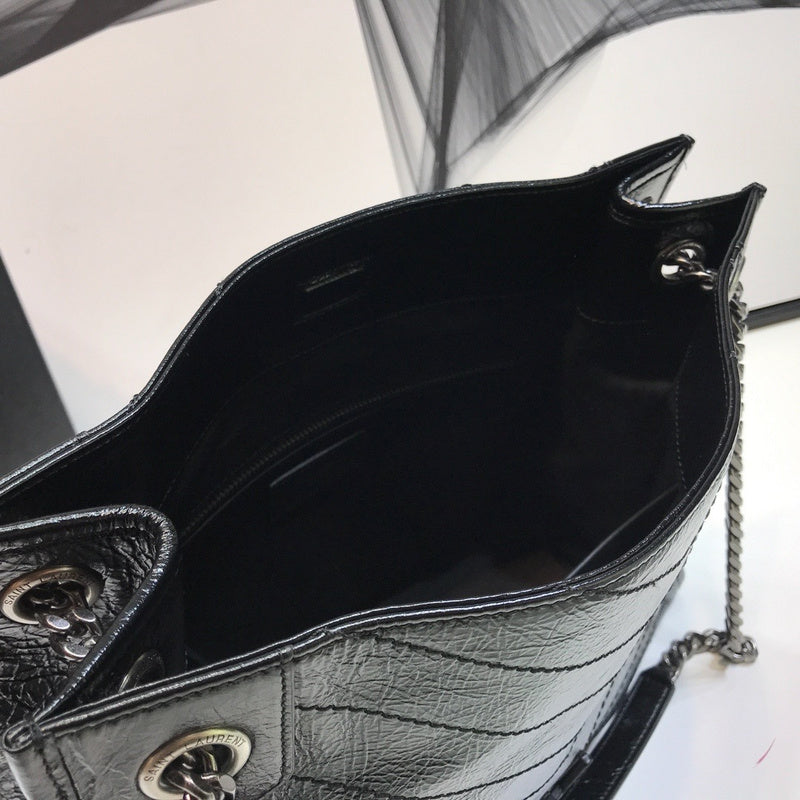Amelia - YSL Bag - 2341