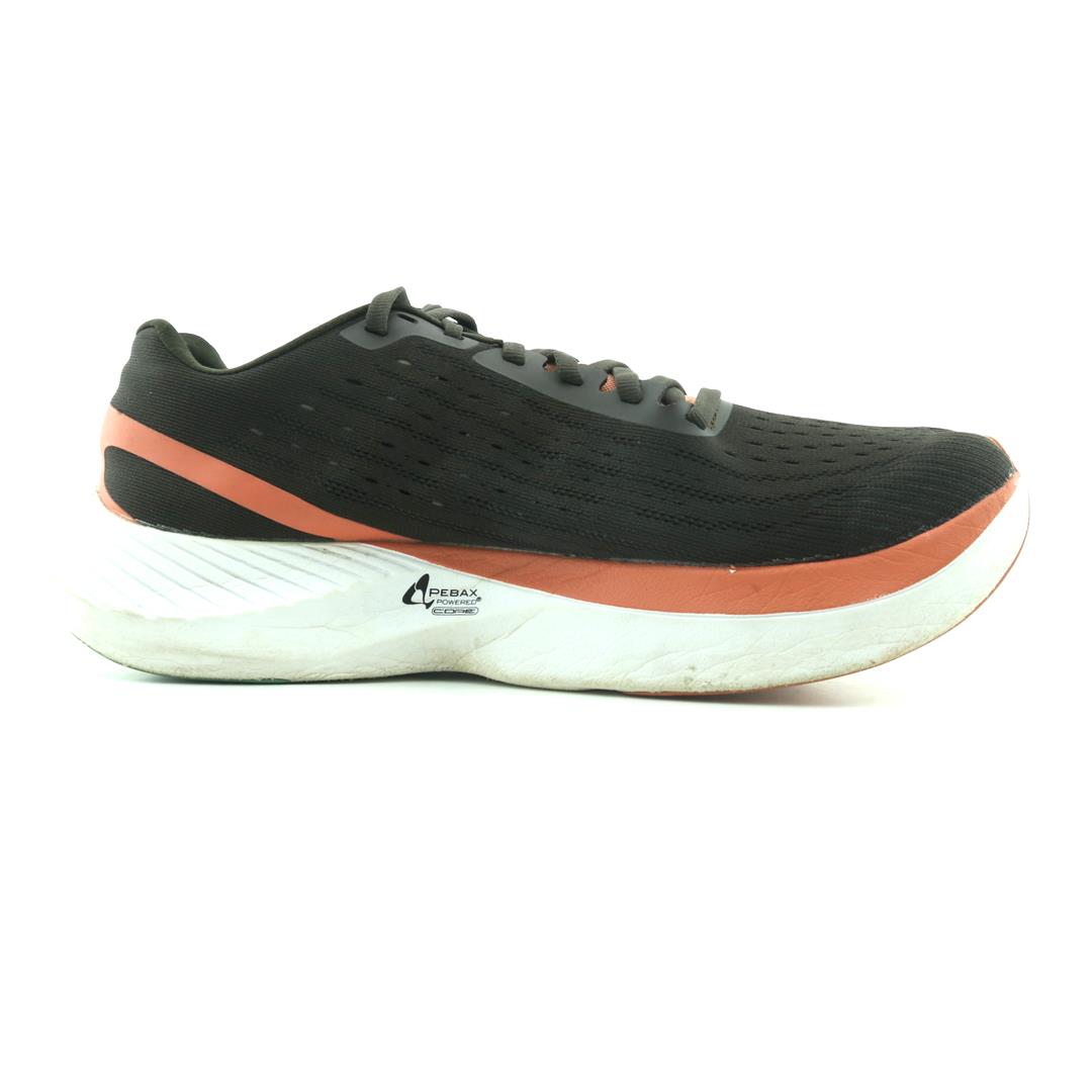 TOPO ATHLETIC SPECTER