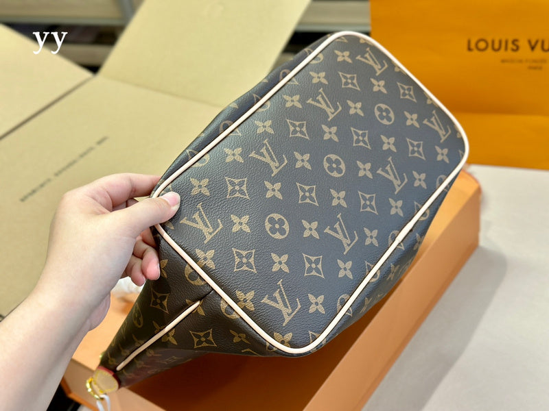 Amelia - LV Bags - 15000