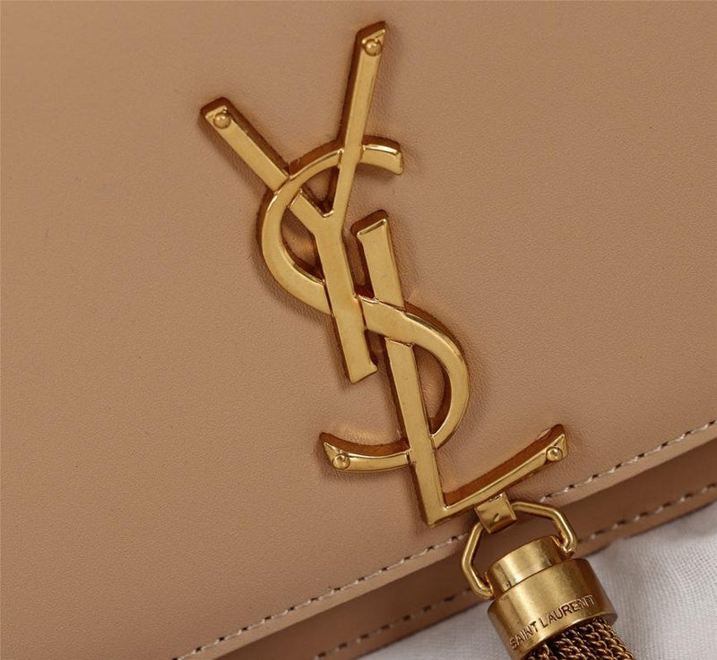 Amelia - YSL Bag - 2626