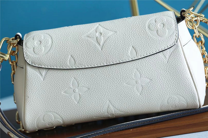 Amelia - LOV Lady Bags - 1497