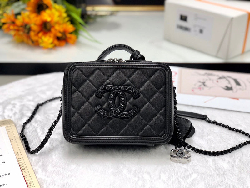 Wellow Bags - Chanel - Bags  - 677