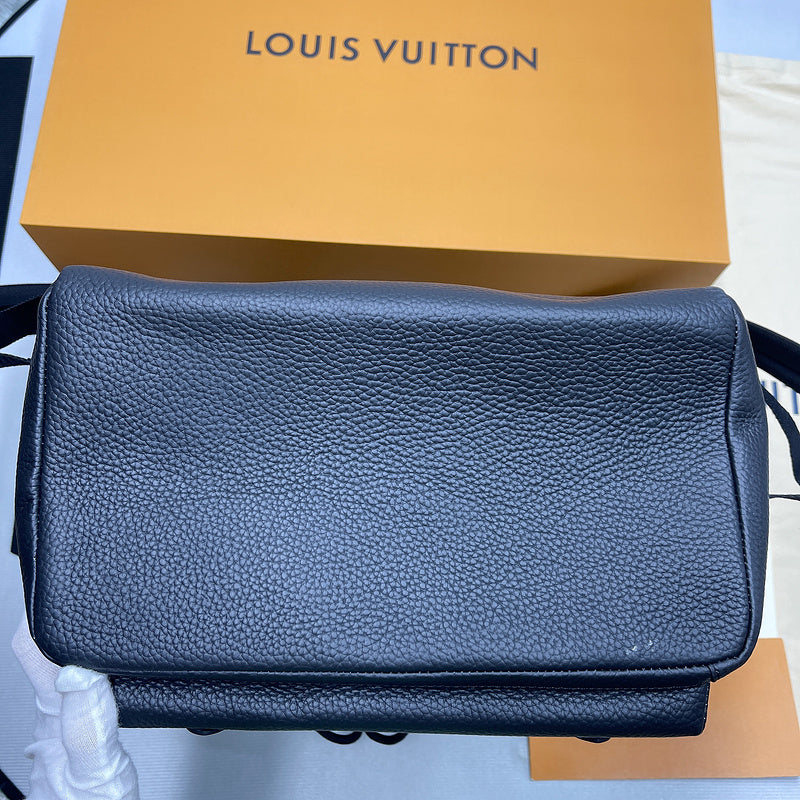 Fan Fashion Lu-Vi bags - 9664