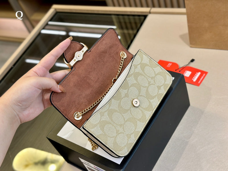 Amelia - CCH Bags - 111