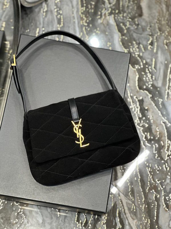 Amelia - YSL Bag - 3916