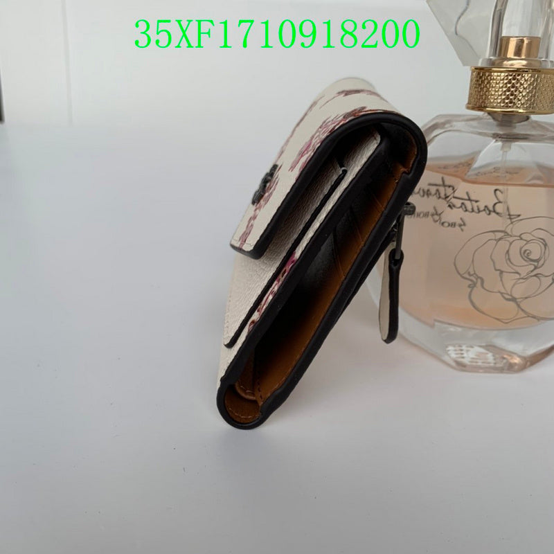 Amelia - CAH Wallet - 090