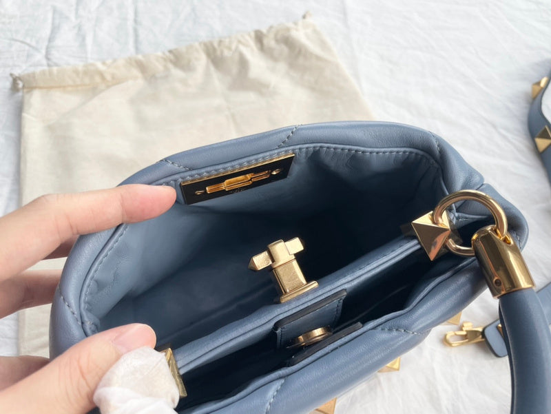 Amelia's Bag Gallery - VEL Bags - 707