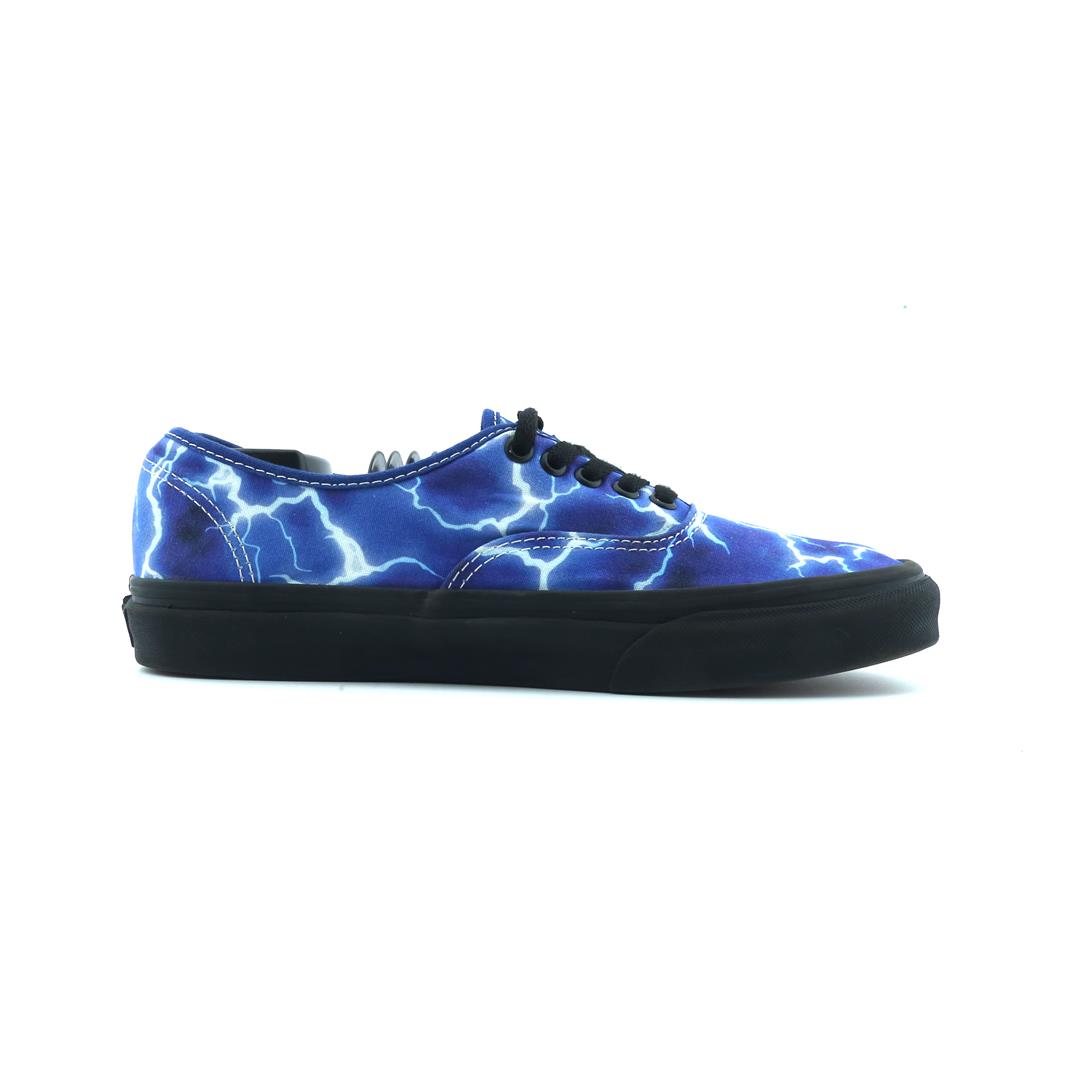 VANS AUTHENTIC