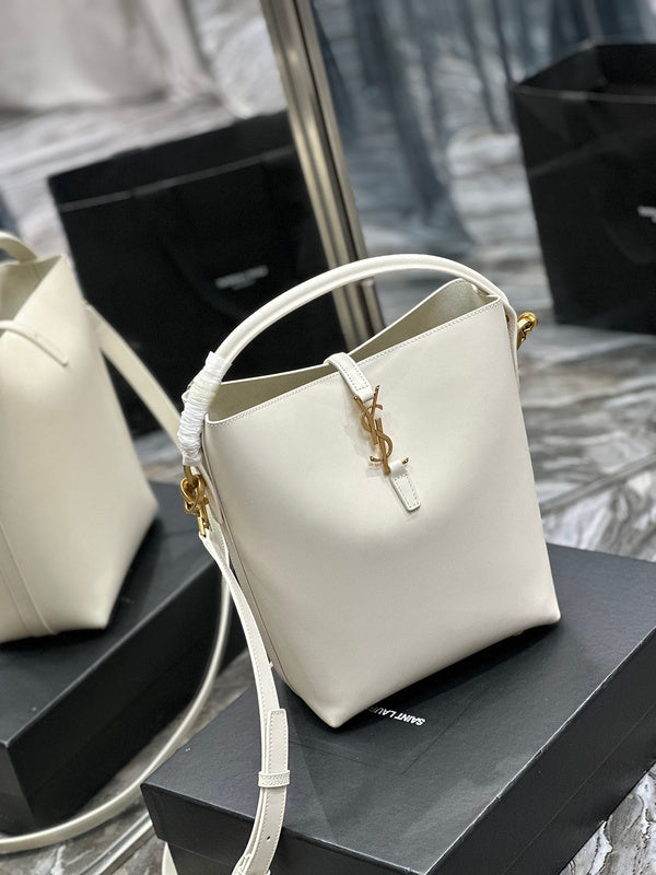 Amelia - YSL Bag - 3970