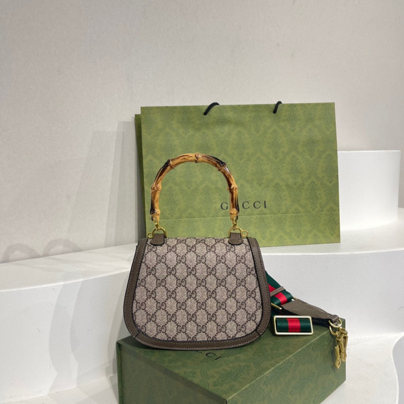 Amelia- GCI Bags - 2007