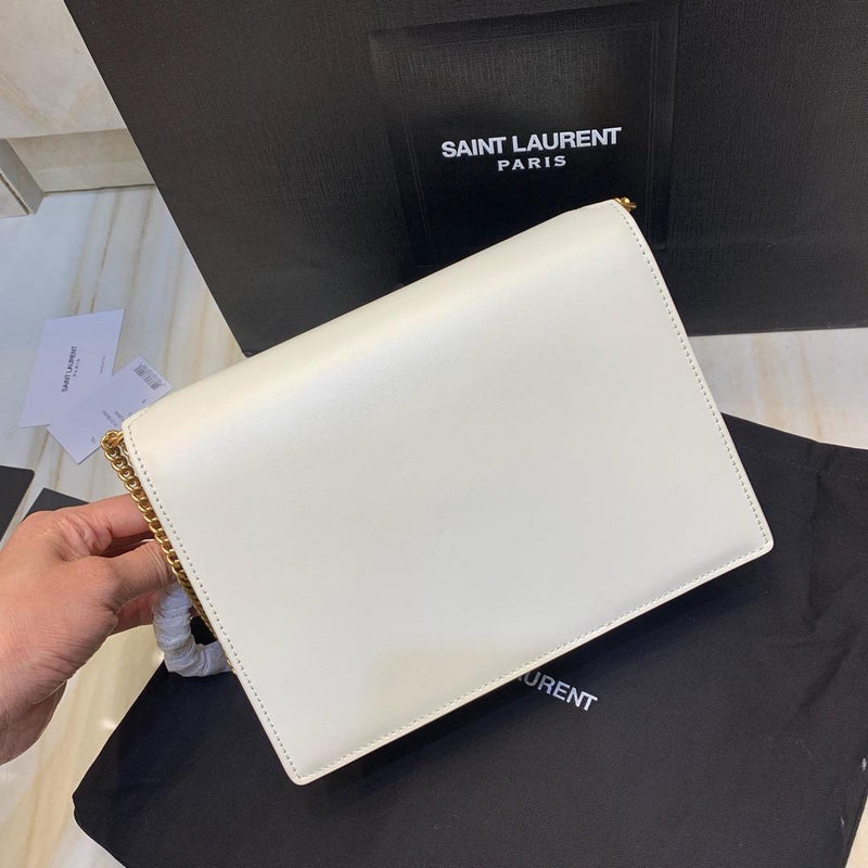Amelia - YSL Bag - 2877