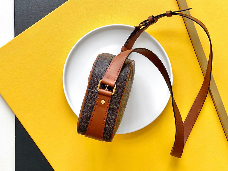 Amelia - YSL Bag - 4156