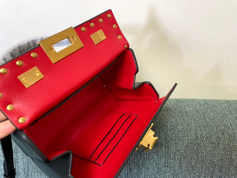 Amelia's Bag Gallery - VEL Bags - 808
