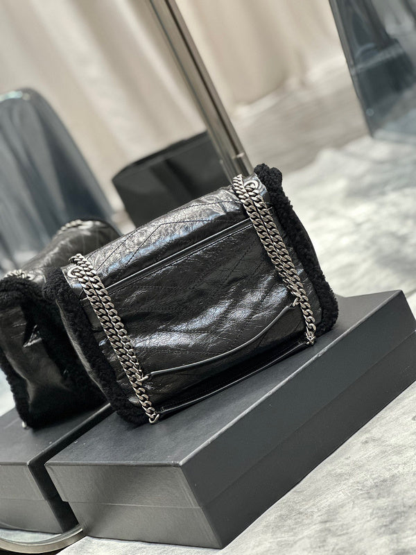 Amelia - YSL Bag - 3909
