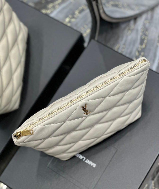 Amelia - YSL Bag - 3995