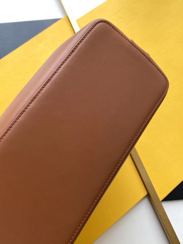 Amelia - YSL Bag - 3603