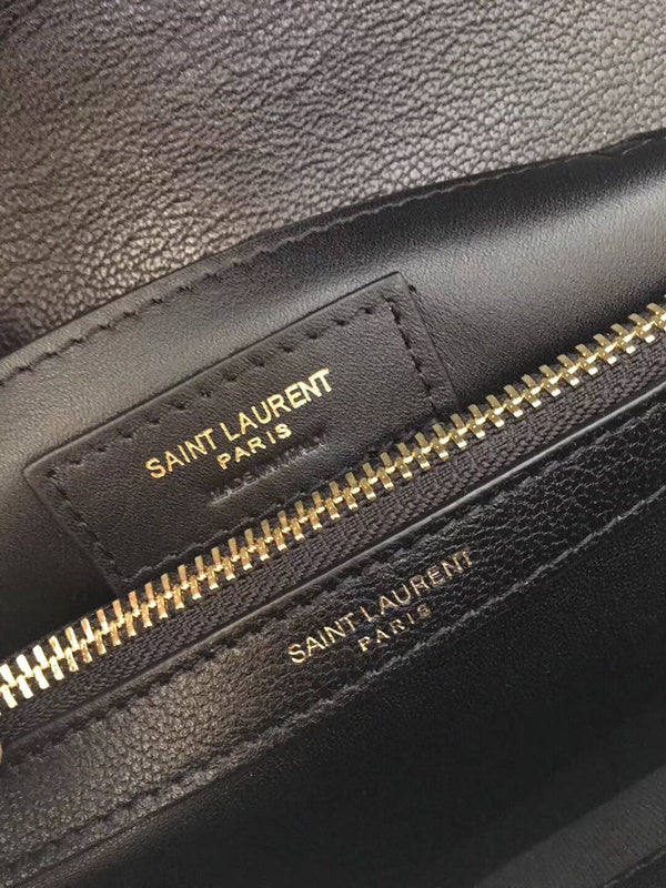 Amelia - YSL Bag - 3887