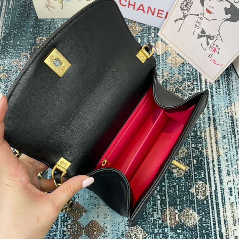 Wellow Bags - Chanel - Bags  - 682