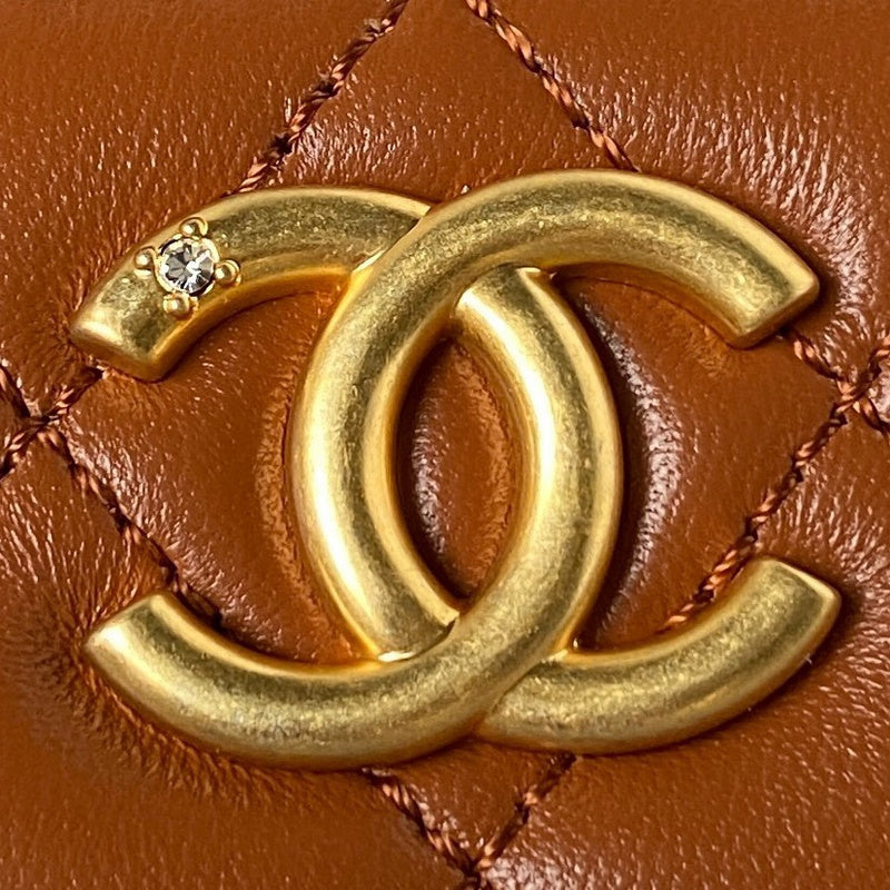 Wellow Bags - Chanel - Bags  - 220