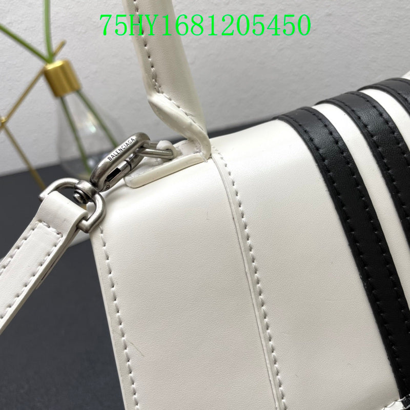 Amelia - BGA Bags - 1946
