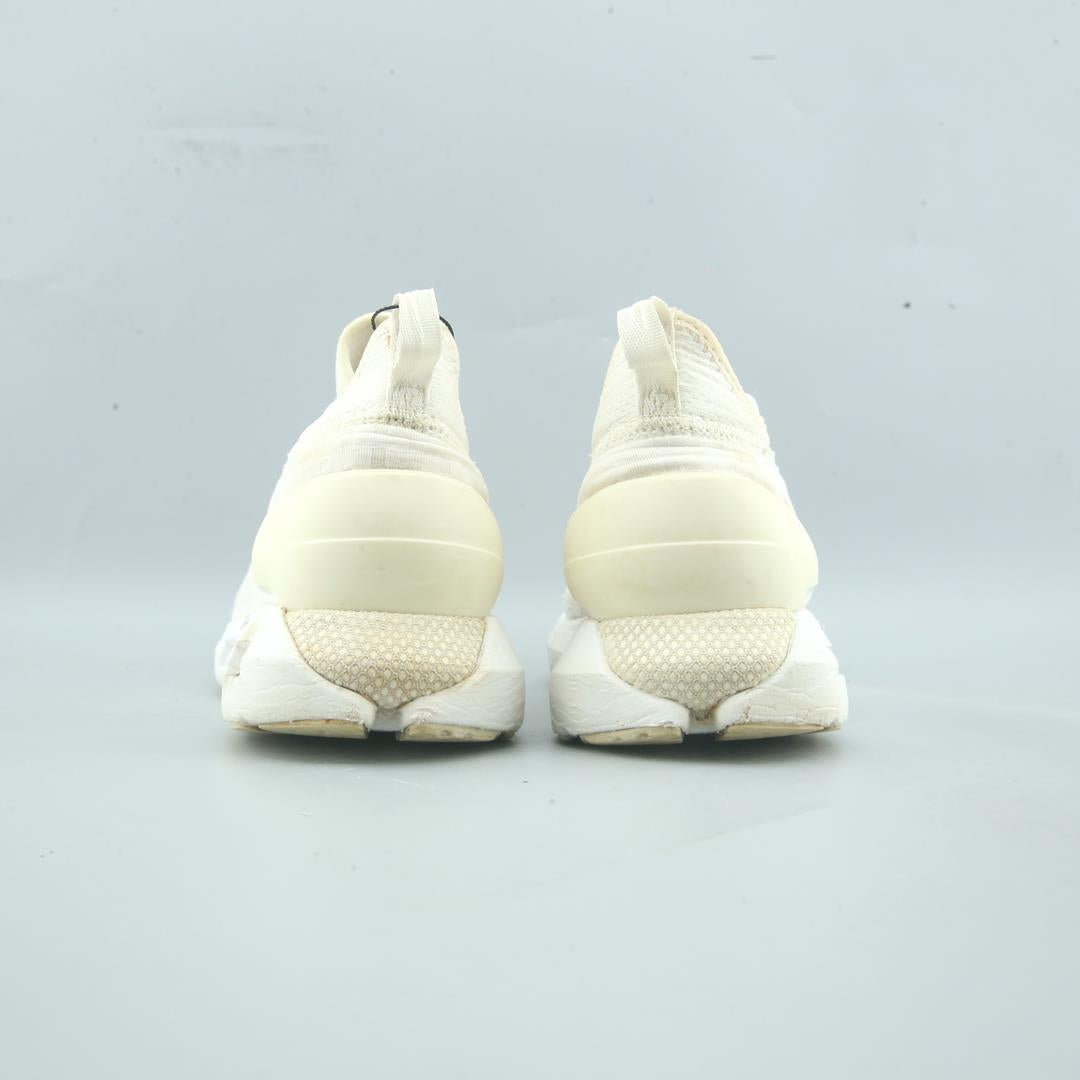 UNDER ARMOUR HOVR PHANTOM  SE