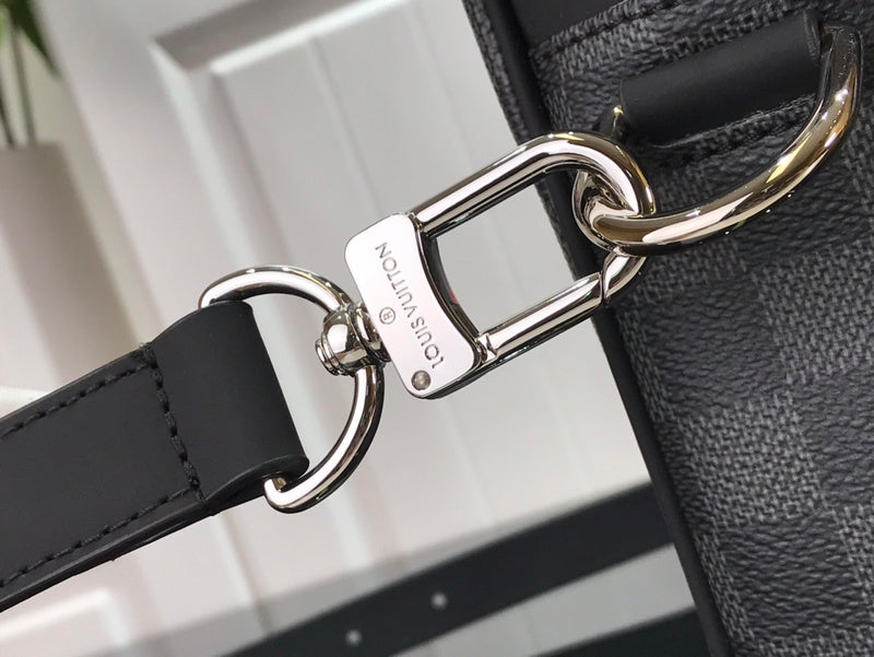 Fan Fashion Lu-Vi bags - 17565