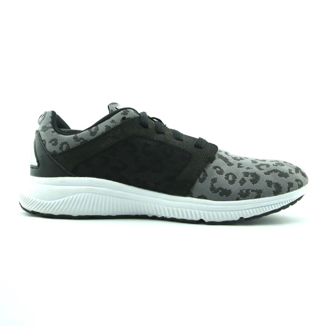 AVIA MEMORY FOAM