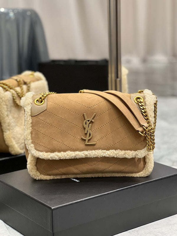Amelia - YSL Bag - 3924