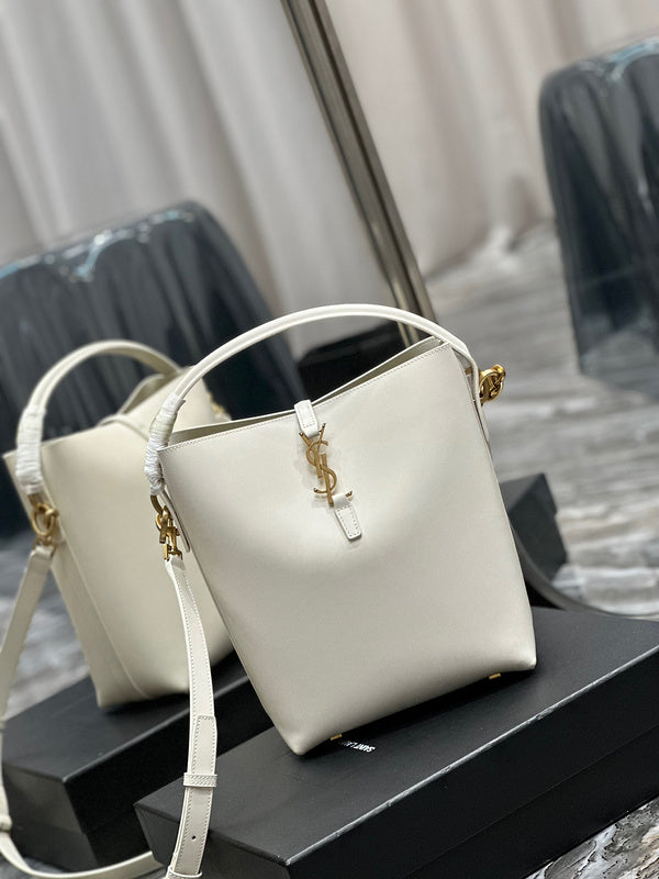 Amelia - YSL Bag - 3970