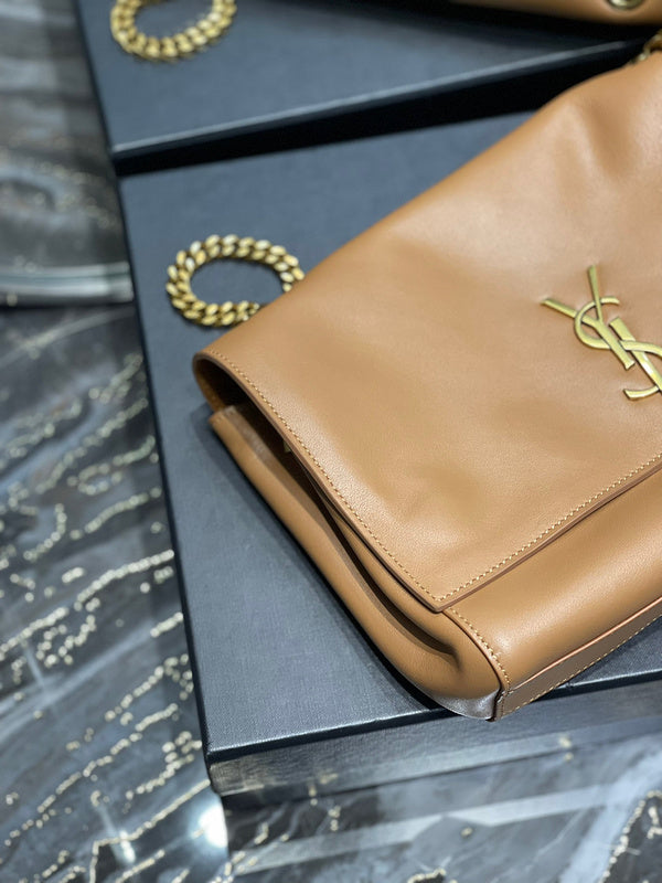 Amelia - YSL Bag - 4207