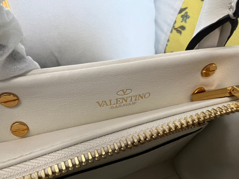 Amelia's Bag Gallery - VEL Bags - 1606