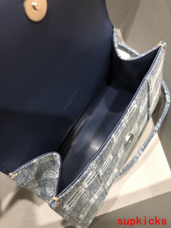 Amelia- BG Hourglass Bags - 087