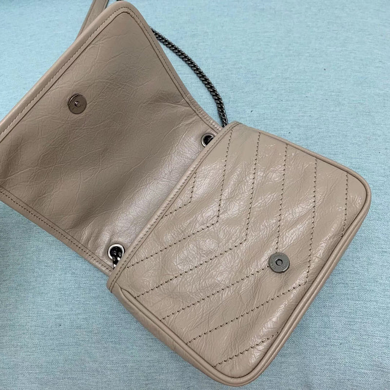 Amelia - YSL Bag - 3837