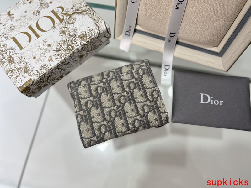 Amelia- Mix Wallets - 244