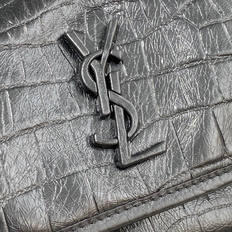 Amelia - YSL Bag - 4067