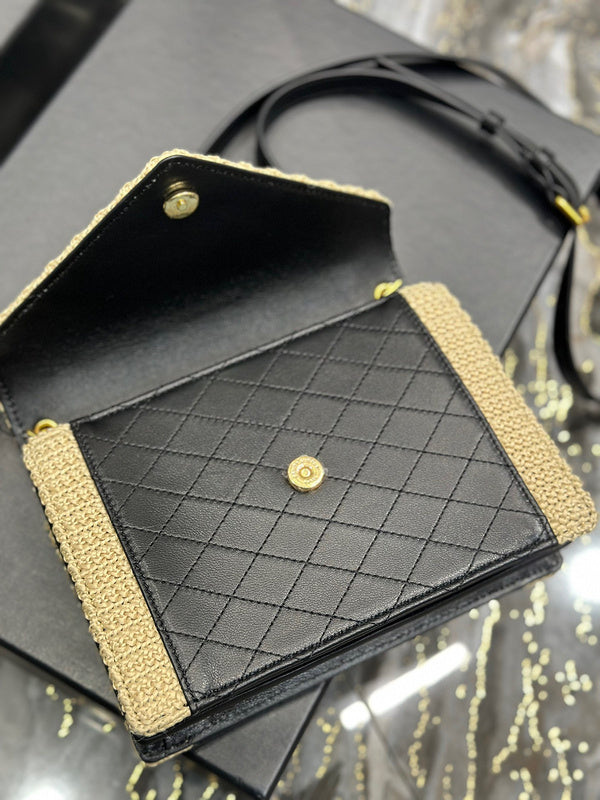 Amelia - YSL Bag - 3933