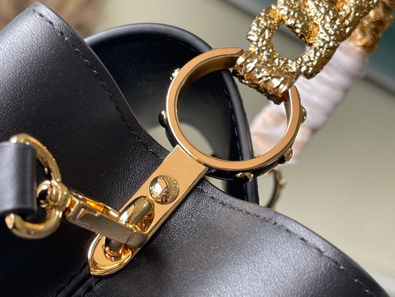 Fashion Lu-Vi bags - 4376