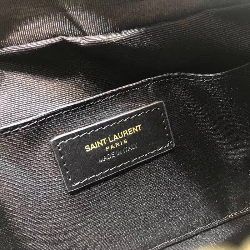 Amelia - YSL Bag - 2122